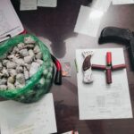 শ্রীনগর বাঘড়ায় সেনাবাহিনীর অভিযানে উদ্ধার হওয়া অস্ত্র ও মাদক