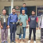 "খাগড়াছড়িতে বন বিভাগের অভিযান, তক্ষক উদ্ধার ও পাচারকারী আটক"