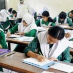 মোরেলগঞ্জ-শরণখোলায় বিদ্যুৎ বিভ্রাটে মোমবাতির আলোয় পড়াশোনা করছে এসএসসি পরীক্ষার্থীরা