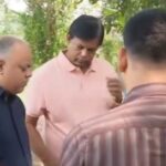 নবাবগঞ্জে জেলা পরিষদ মার্কেটে প্রশাসকের পরিদর্শন ও অনিয়ম পর্যবেক্ষণ