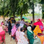 কুড়িগ্রাম এসএসসি কেন্দ্রে ছাত্রদলের সহায়তা কার্যক্রমে অভিভাবকদের মাঝে পানি ও চেয়ার বিতরণ