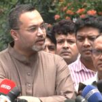 প্রাথমিক শিক্ষার্থীদের জন্য অভিন্ন স্কুল ড্রেস ও ব্যাগ বিতরণ কর্মসূচির প্রতীকী ছবি