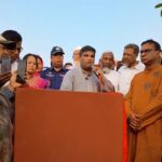 আটোয়ারীতে খাল খনন কর্মসূচির উদ্বোধন করছেন ব্যারিস্টার মুহাম্মদ নওশাদ জমির এমপি