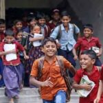 ঈদ ও গ্রীষ্মকালীন ছুটিতে বাড়ি ফেরা শিক্ষার্থীদের আনন্দঘন মুহূর্ত