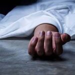 কলাপাড়ায় সৌদি ফেরত গৃহবধূ হত্যার ঘটনায় ঘটনাস্থলে পুলিশ ও স্থানীয়দের ভিড়