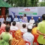কুড়িগ্রাম সদর উপজেলা ভূমি অফিসে গণশুনানিতে বক্তব্য দিচ্ছেন জেলা প্রশাসক অন্নপূর্ণা দেব নাথ