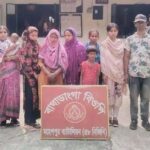 মহেশপুর সীমান্তে বিজিবির অভিযানে আটক নারী-শিশুসহ ১১ বাংলাদেশি নাগরিক