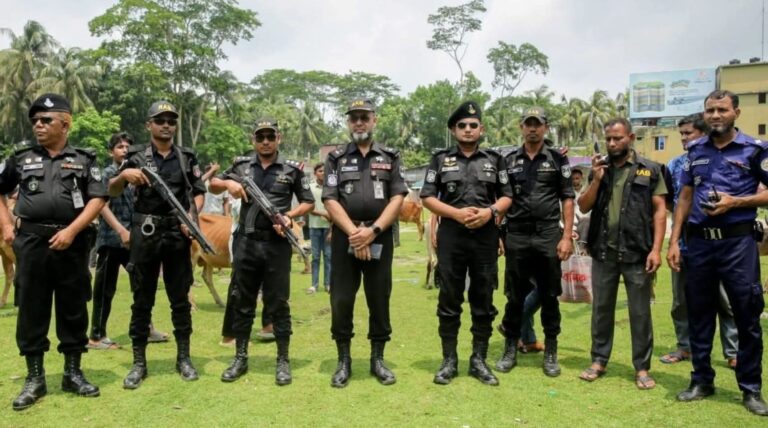 পটুয়াখালী ও বরগুনায় ঈদ নিরাপত্তা জোরদার, মাঠে র‌্যাবের বিশেষ টহল