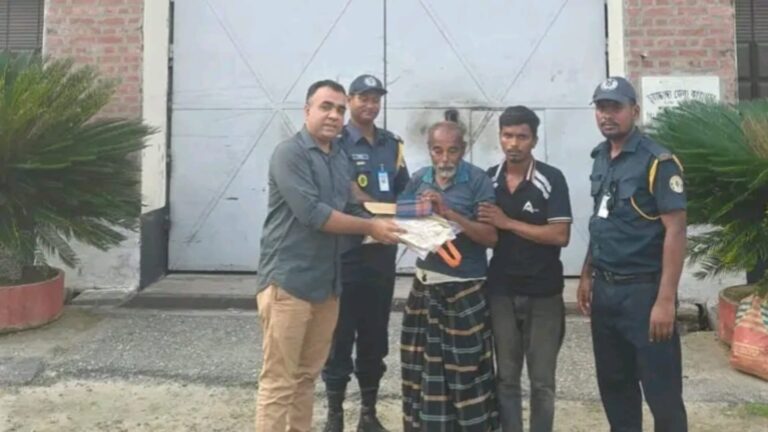 রাষ্ট্রপতির বিশেষ ক্ষমায় চুয়াডাঙ্গায় বন্দি মুক্তি | ঈদে কারামুক্ত আব্দুল মালেক