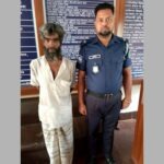 লালপুরে মাদকবিরোধী অভিযানে আটক ব্যক্তিকে মোবাইল কোর্টে হাজির করা হচ্ছে