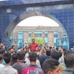 কুষ্টিয়া শহরে বিএনপির বিক্ষোভ মিছিল ও থানা ঘেরাও কর্মসূচিতে অংশ নেওয়া নেতাকর্মীরা