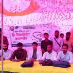 নাগেশ্বরীর বামনডাঙ্গায় বিনামূল্যে চিকিৎসা ও ঔষধ বিতরণ ক্যাম্পে চিকিৎসাসেবা গ্রহণ করছেন বন্যাদুর্গত মানুষ