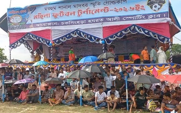 মরহুম শানাল স্মৃতি গোল্ডকাপে ঢাকা জেলা নারী দল চ্যাম্পিয়ন, মাগুরাকে ২-০ গোলে হার