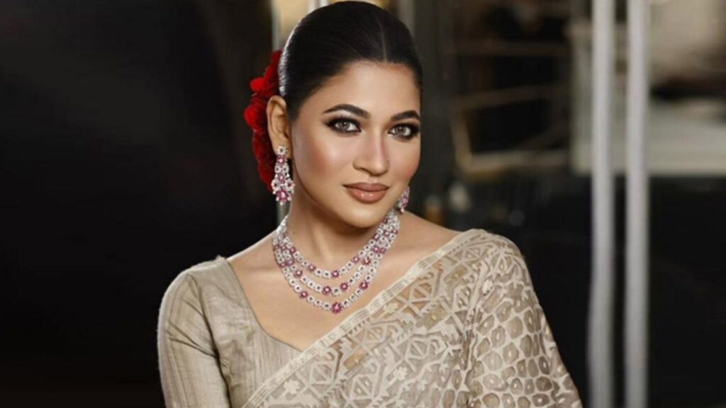 ইতালিতে হামলার ঘটনায় মামলা করলেন আজমেরী হক বাঁধন